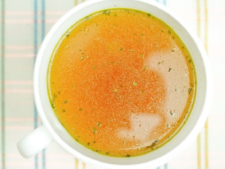 Обикновен зеленчуков бульон за супи и яхнии - снимка на рецептата